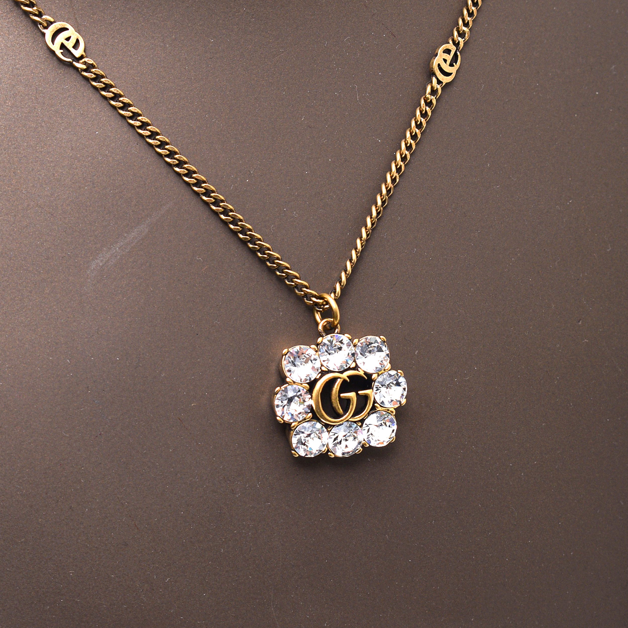 GUCCİ - Crystal Double G Necklace  in Aged Gold Metal